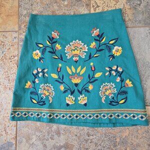 Flying Tomato Size Medium Green Miniskirt Floral Embroidered Front Side Zip